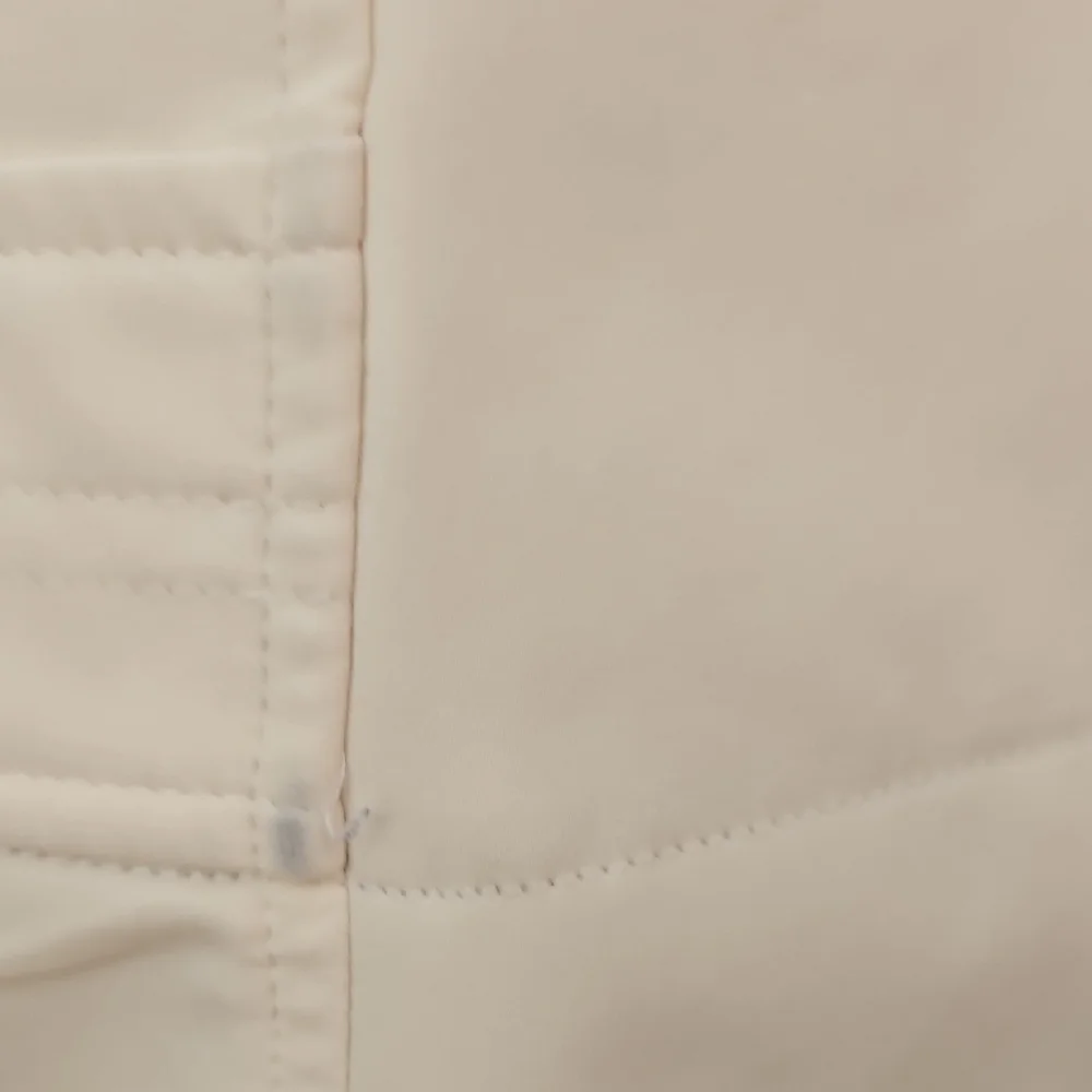 The North Face Women's Cream Zipper Medium Jacket - Picture 11 of 16